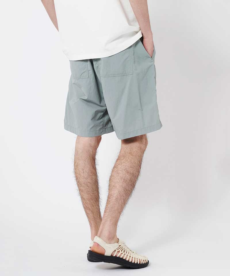 Gramicci Nylon Loose Men's Shorts Grey | 763-LCDZQG